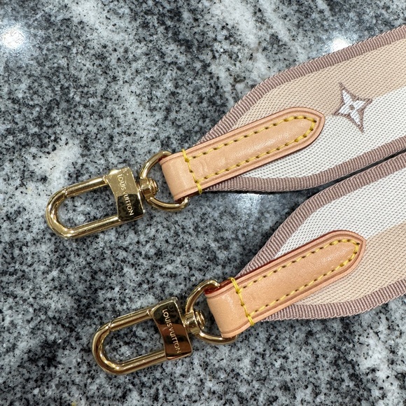 Louis Vuitton Speedy 20 Bandouliere Beige Strap - Picture 9 of 10